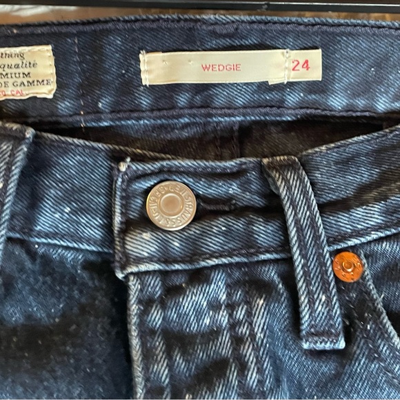 Levi’s wedge Jean. Size 24/inseam 27 excellent condition - Picture 5 of 5